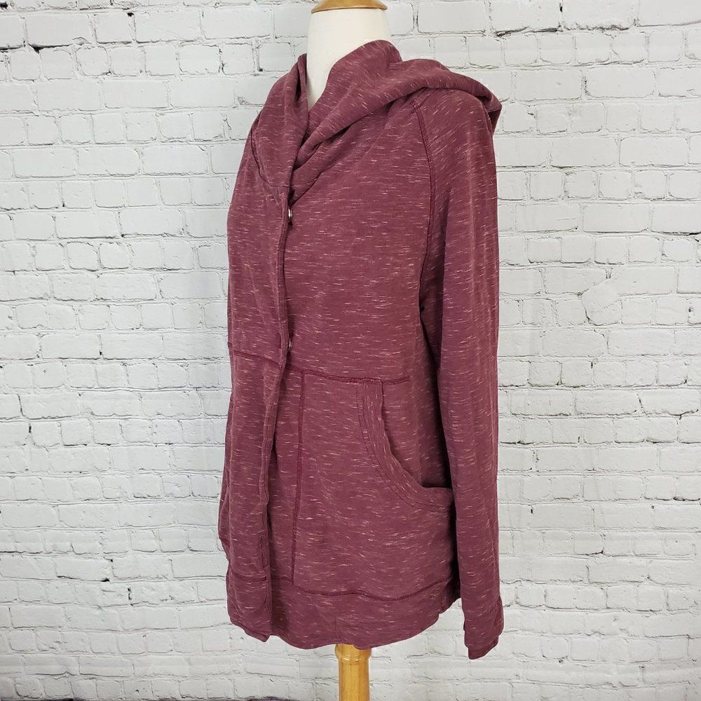 Lululemon Find Your Centre Wrap Rust Berry sz 6 - Picture 6 of 10